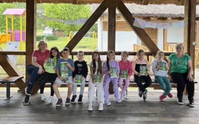 MALI LEPTIR LETI PA NA MOJU RUKU SLETI!